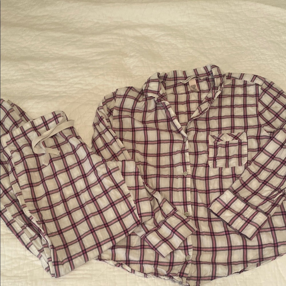 Victoria's Secret Pink and White Pajamas Intimates Sleepwear